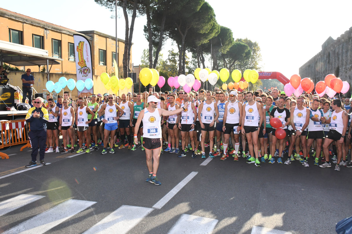 Start of the Pisa Half Marathon